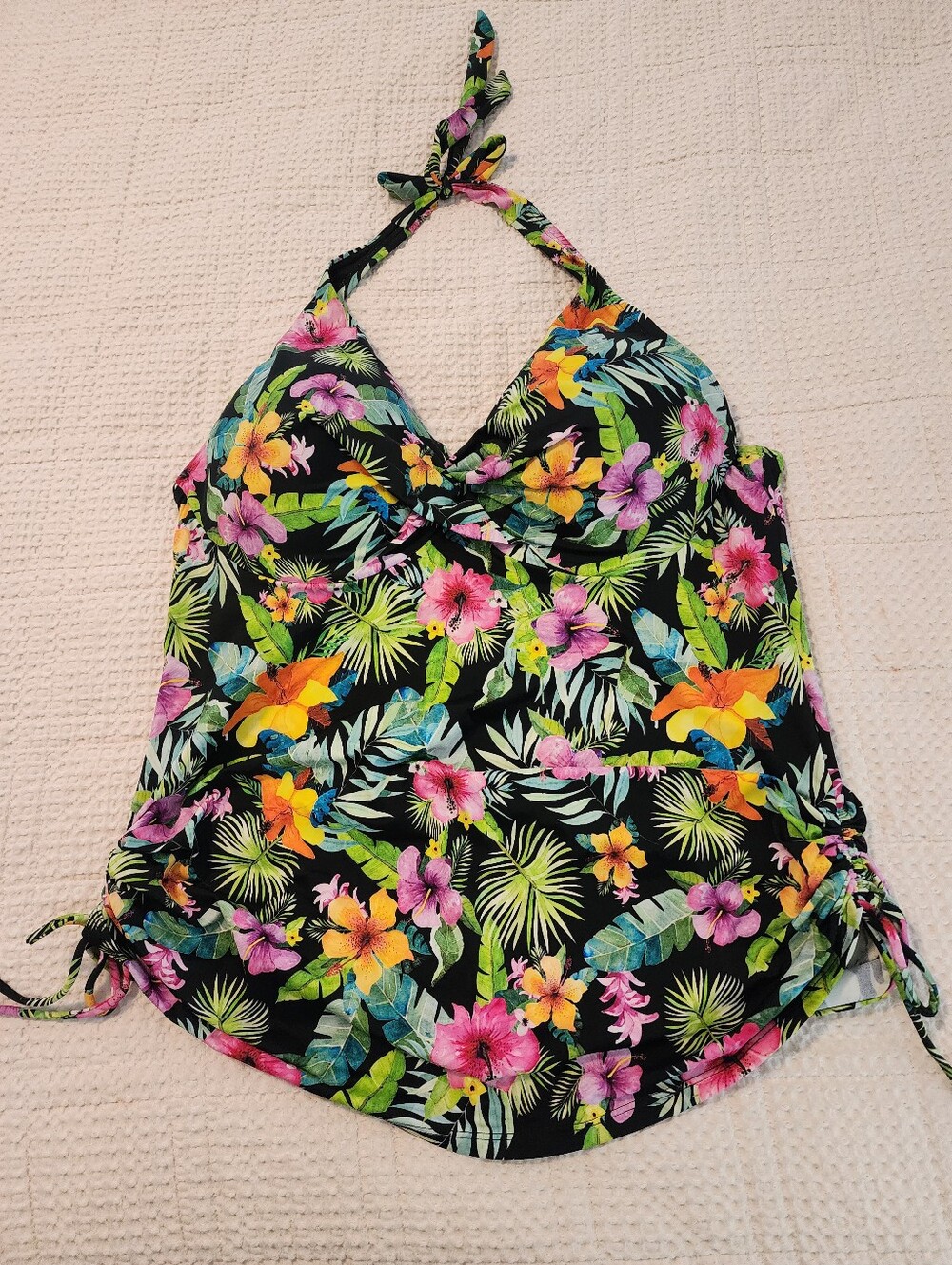 Swimsuits For All Black Tropical Floral Halter Tankini Top Underwire Adjusts 22